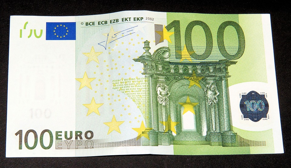 Aby bylo peněz dost